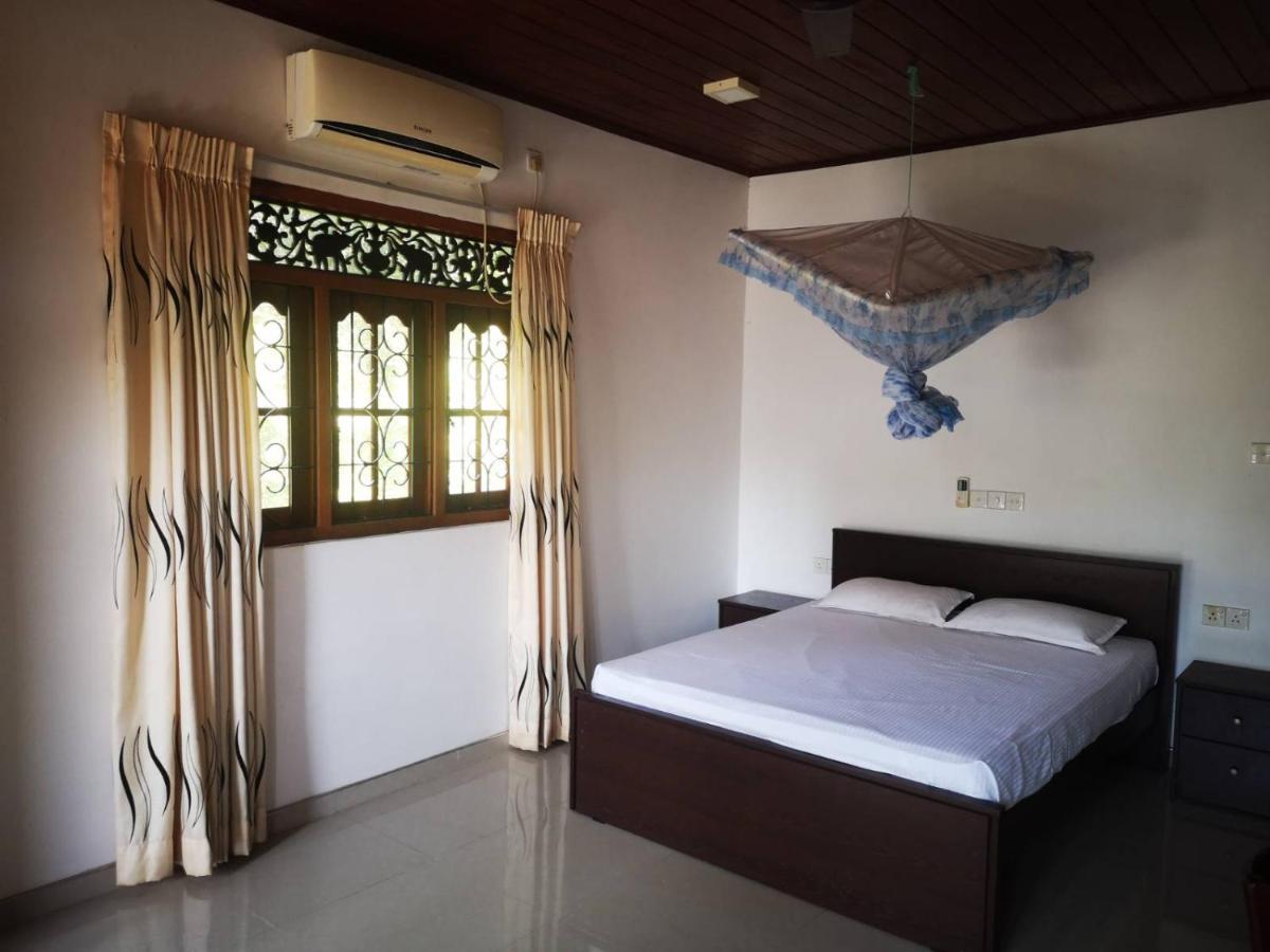 Sithu Guesthouse Bentota Extérieur photo